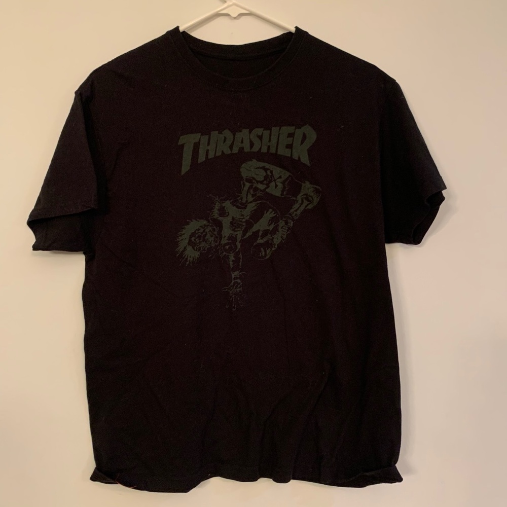 Thrasher tee black with gray screen print